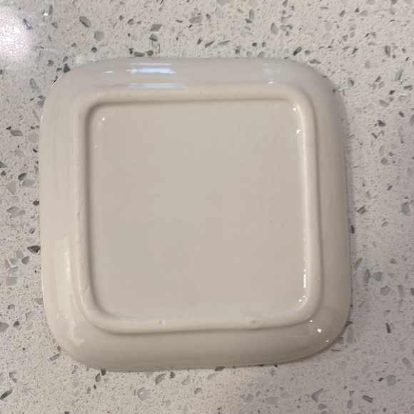 Small dish - Picture 2 of 2